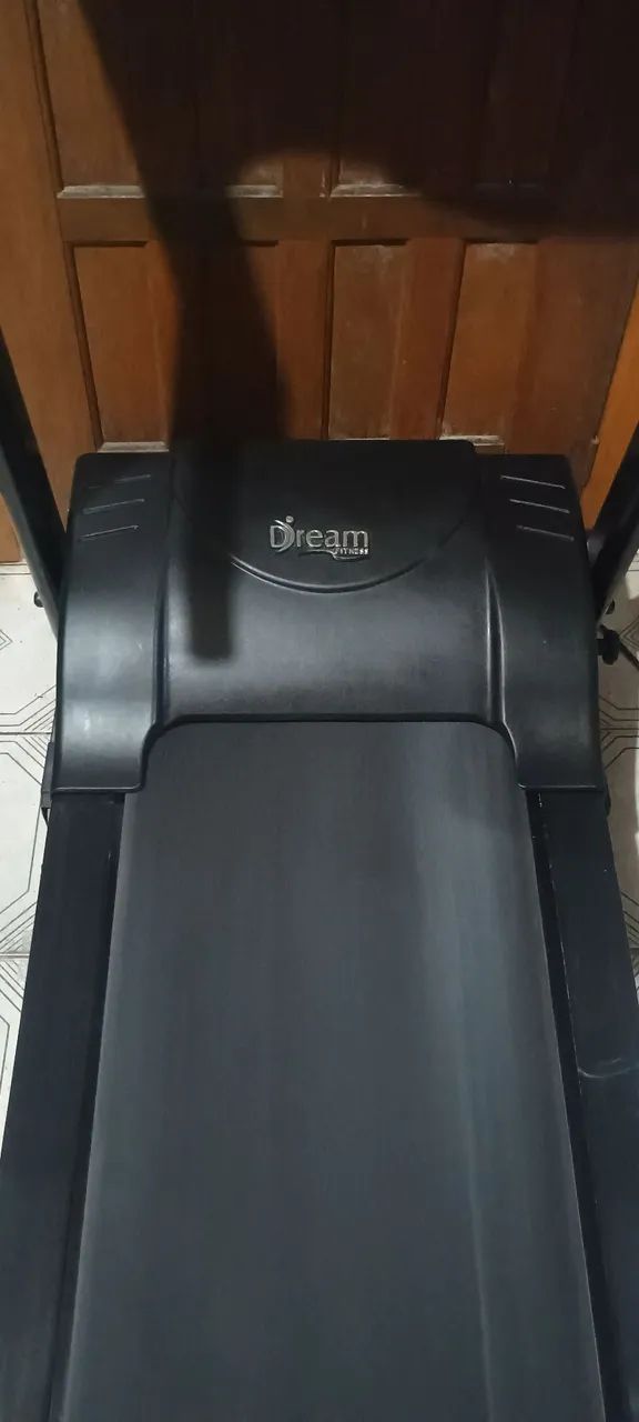 Esteira Profissional Dream 2.1 HP Bivolt ótimo estado impecável  - Foto 2