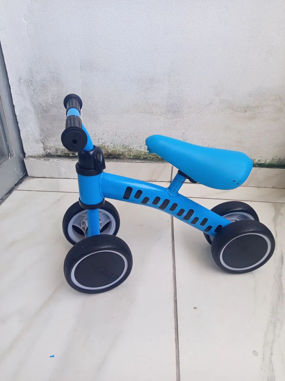 Bicicleta de equilíbrio 