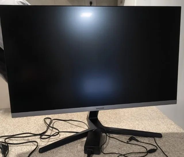 Monitor Samsung 28" 4K UHD