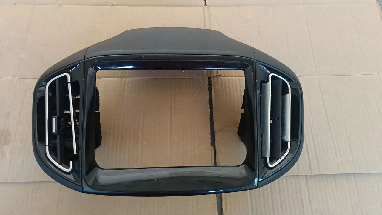 Moldura painel Multimídia TIGGO 7 C/difusor - Peças para carros