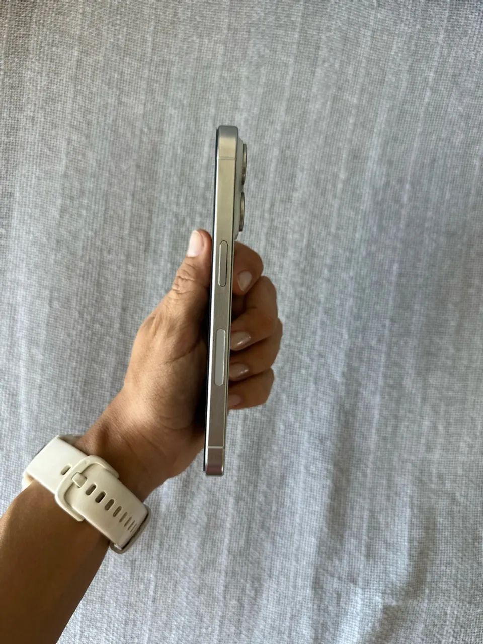 iPhone 15 Pro  - Foto 2