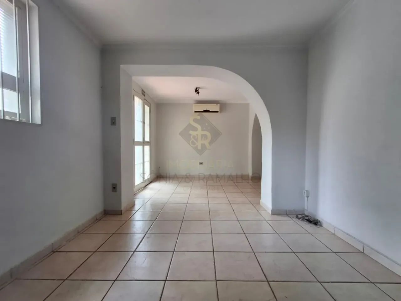 Imóvel Comercial à venda com Kitnets no Bairro Centro com 135,68 m² - Foto 3