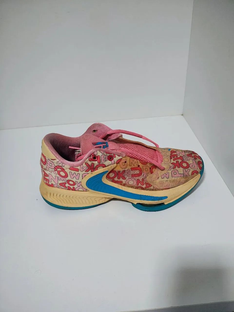 Tênis Zoom Freak 4 