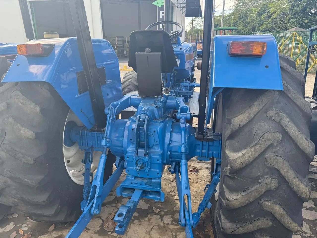 Trator - Foto 5