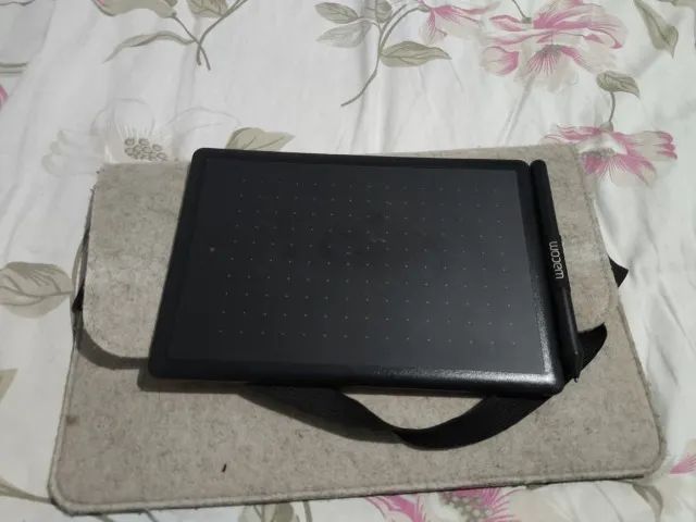 Mesa digitalizadora One By wacon