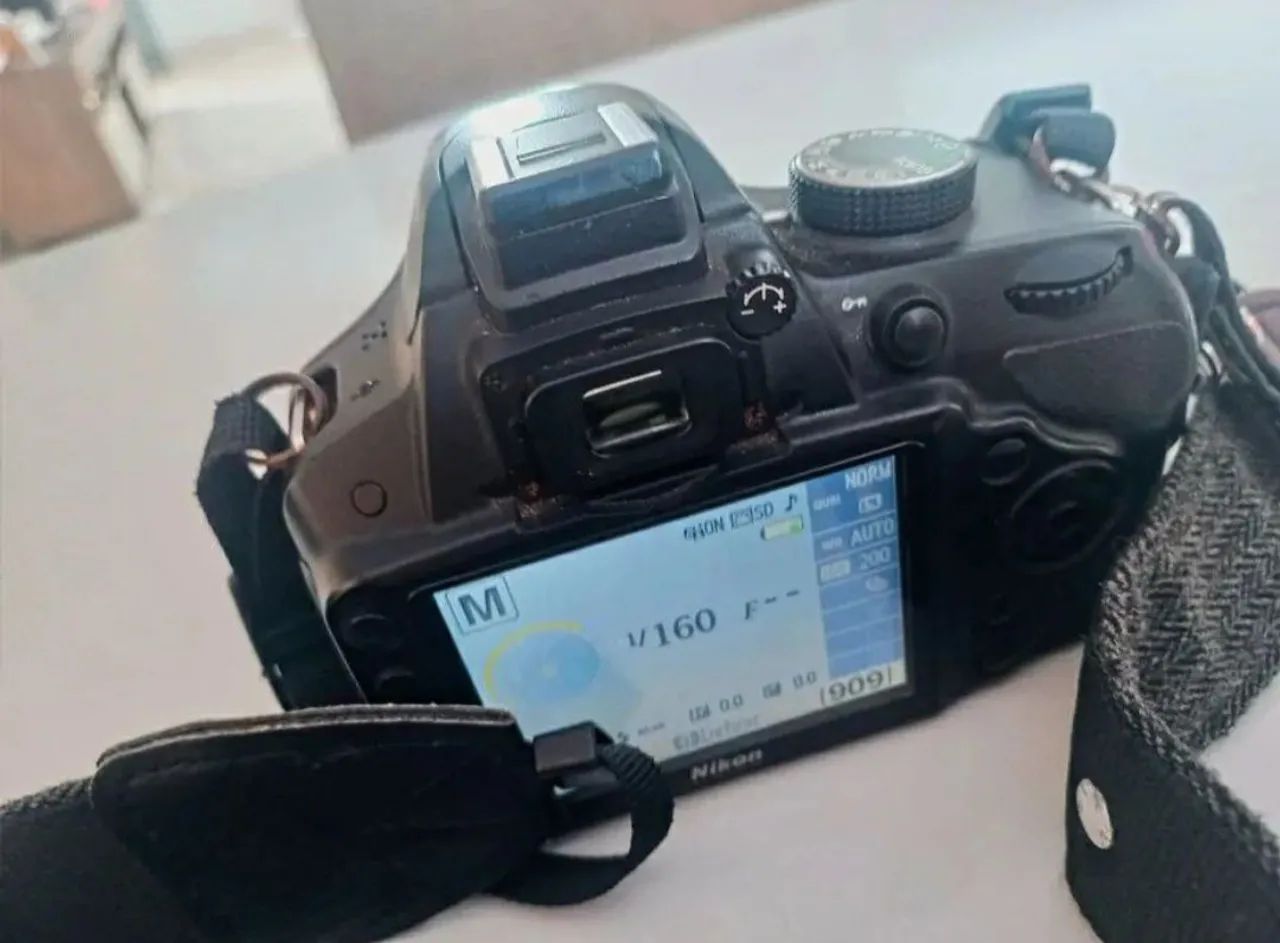 CÂMERA NIKON D3200 + KIT COMPLETO - Foto 4