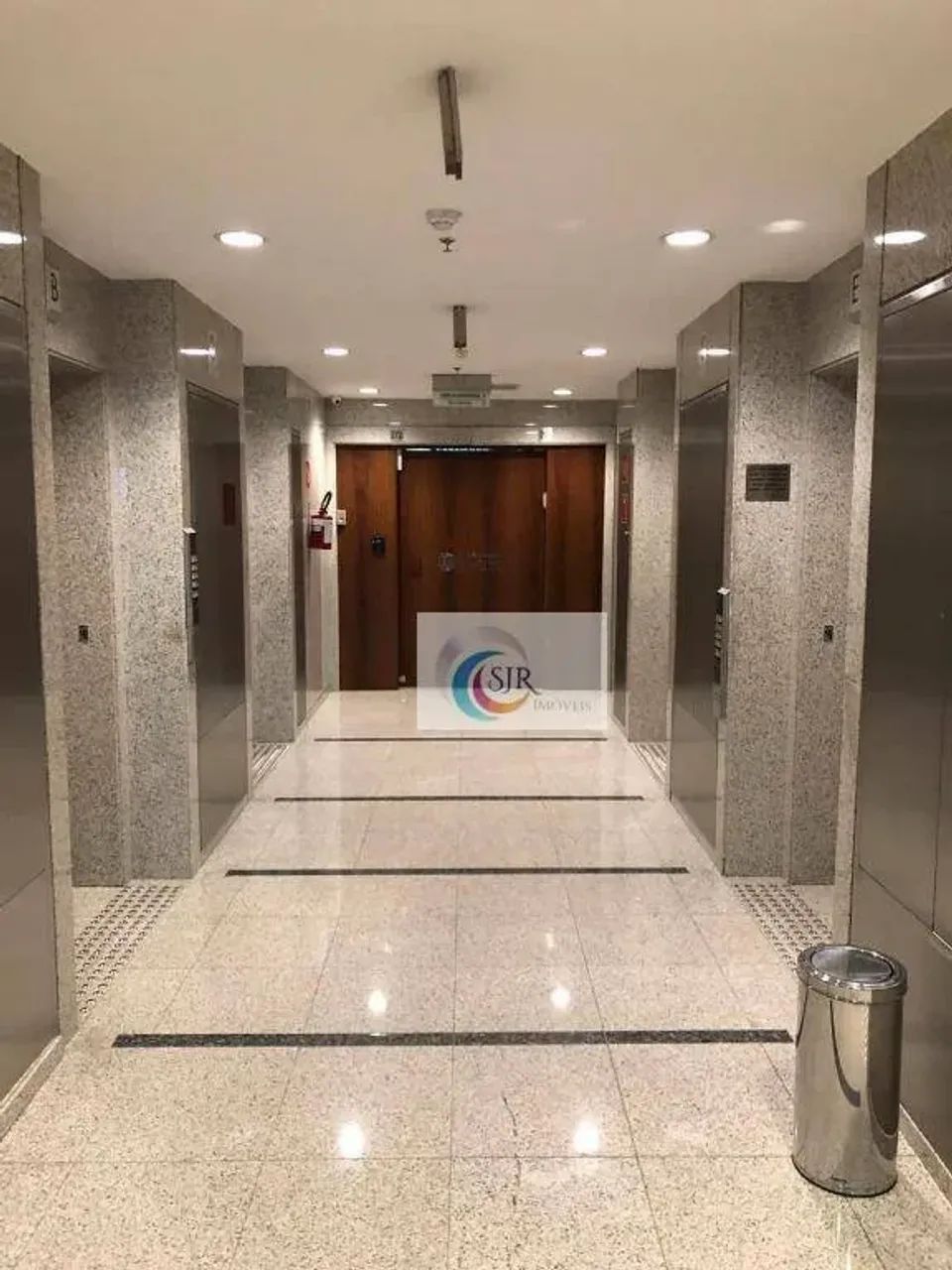 Conjunto comercial de 200 m² próximo da estação Fradique Coutinho - Foto 4