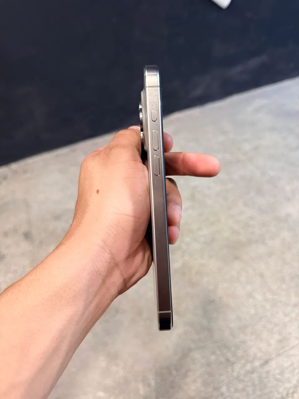 Iphone 15 pro Max  - Foto 3