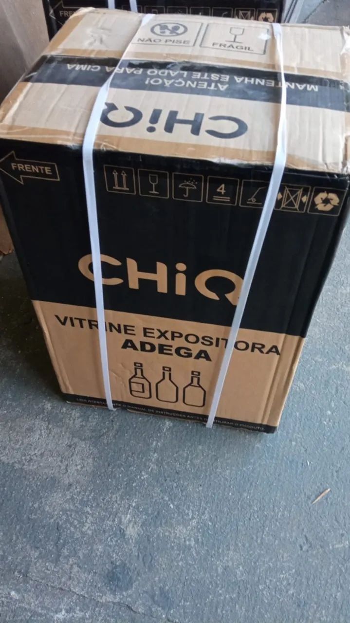 ADEGA CHIC 70 LITROS 