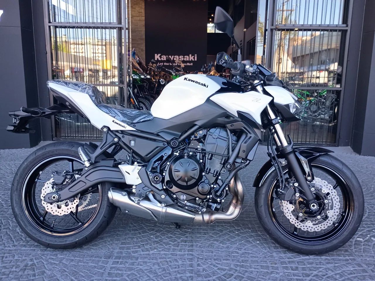Kawasaki 650 2026 - 1501684956 | OLX