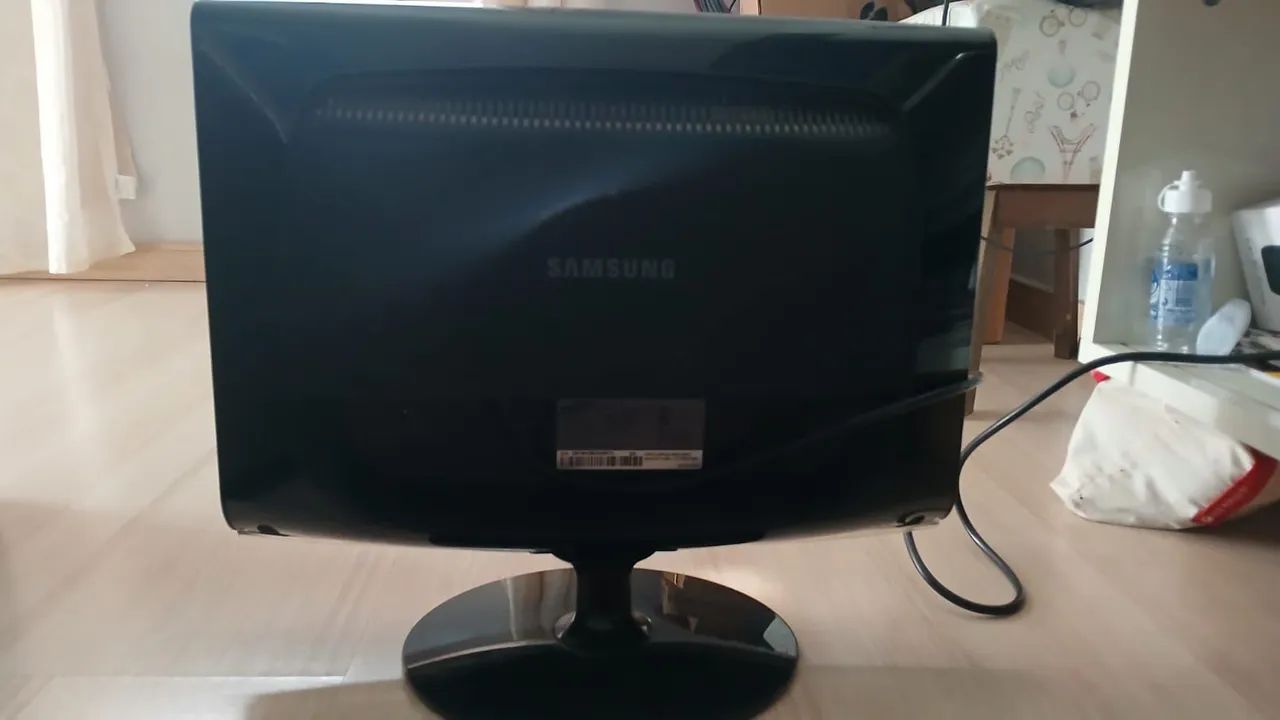 Monitor (Leia a descrição) - Foto 2