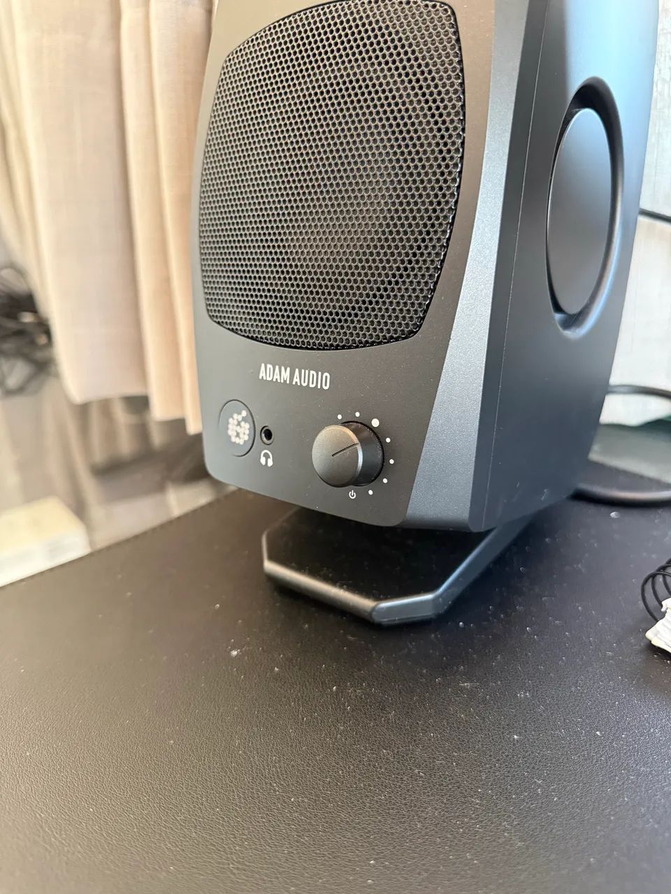 ADAM Audio D3V - Par de Monitores de Referência - Foto 2