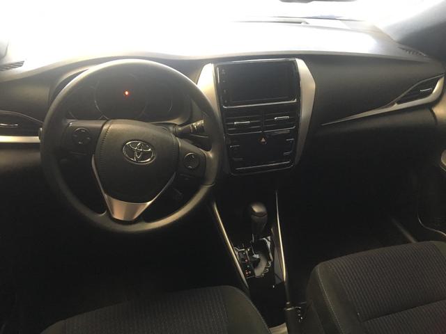 Yaris xl 2018/2019 plus tech 1.3 automático prata - Foto 7
