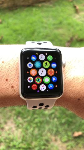 Apple Watch Série 3+ Nike
