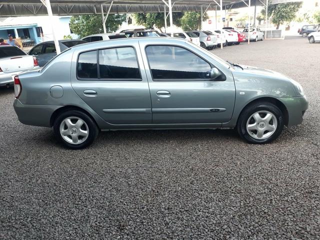 Clio 1.6 sedan completo (muito barato) - Foto 5