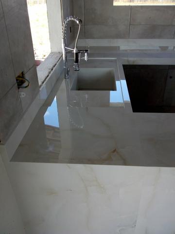 Pias esculpidas em porcelanato