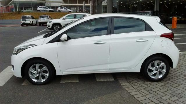 HYUNDAI IMP HB20 PREMIUM 1.6 16V AT FLEX Branco 2015/2016 - Foto 9