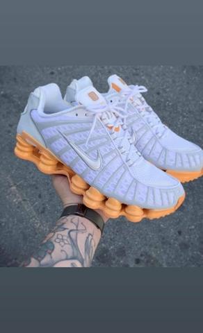 Nike Shox 12 molas várias CORES e modelos tênis YEEZY ? 350 bost - Foto 3