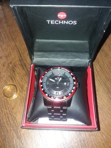 Relógio technos
