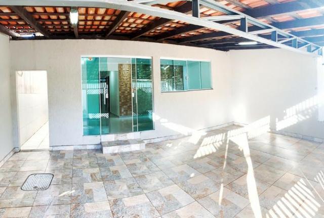 QR 602 vendo casa em Samambaia, escriturada, confira!