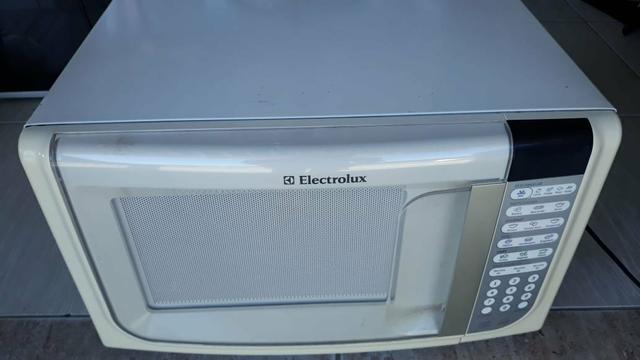 Vendo microondas, passo cartão - Foto 3