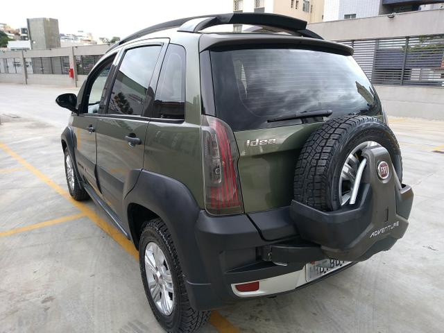 Fiat Idea Adventure 1.8 E-Torq 2011 Automatico (Dualogic) - Foto 4