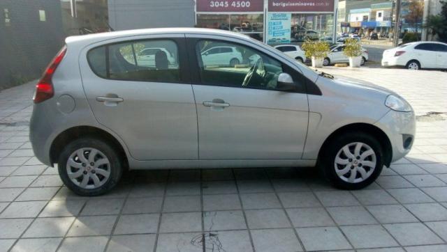 FIAT PALIO NOVA GERAÇÃO ATTRACTIVE 1.0 8V EVO FLEX Prata 2015/2015 - Foto 7