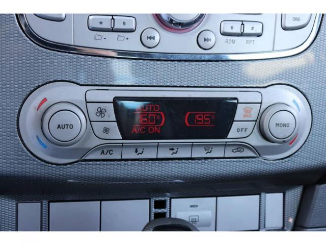 Ford Focus TITANIUM HATCH - Foto 12