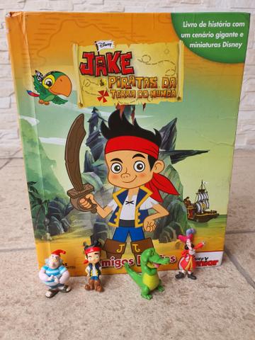 Livro e Bonecos Jake e os Piratas