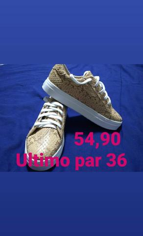 Sapatos novos diversos