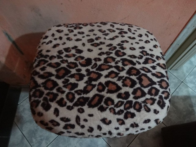 Banqueta ABS Alta . Valor R$120,00 . Tenho Apenas Uma . Não Entrego - Foto 3