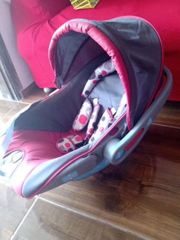 Carrinho mais Bebê conforto da Marca Cosco - Foto 5