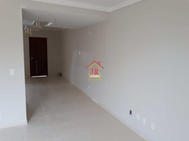 Linda Casa sobrado com 02 dormitórios nos Ingleses, / Agede sua visita. - Foto 4