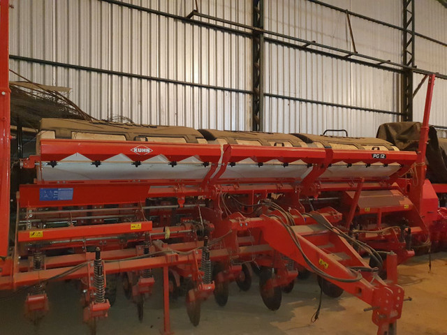 Plantadeira kuhn Extra 11 linhas