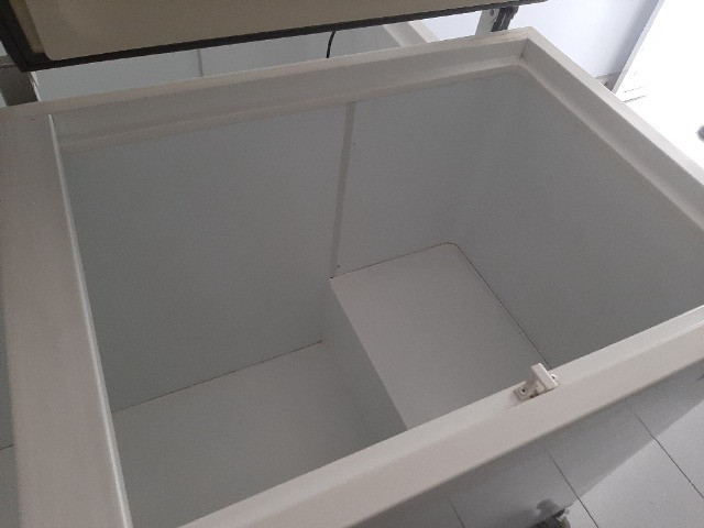 Freezer horizontal Metalfrio branco - Foto 4