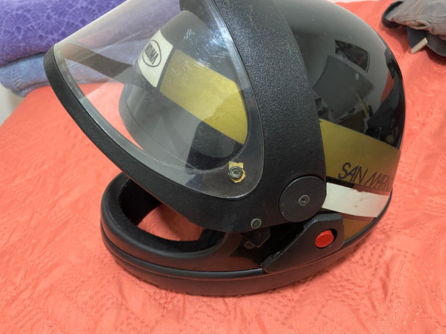 Capacete 33 anos fab. em 1987