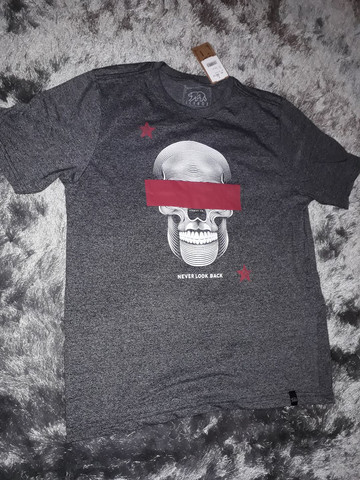 Camisetas masculinas