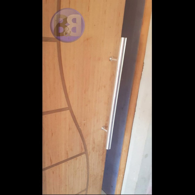 Puxador de Porta 60cm de comprimento para a sua casa, apartamento, loja ou escritório - Foto 4