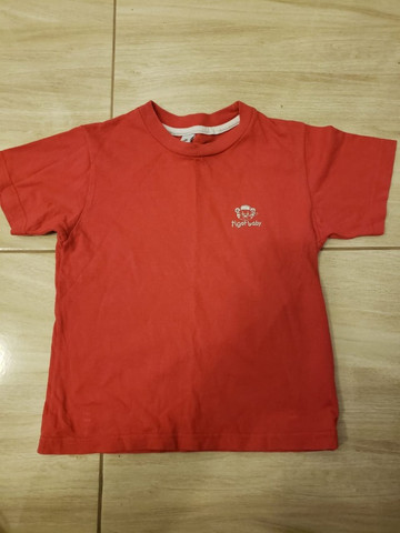 Lote de 5 Camisetas e 1 Regata Grife - Foto 5