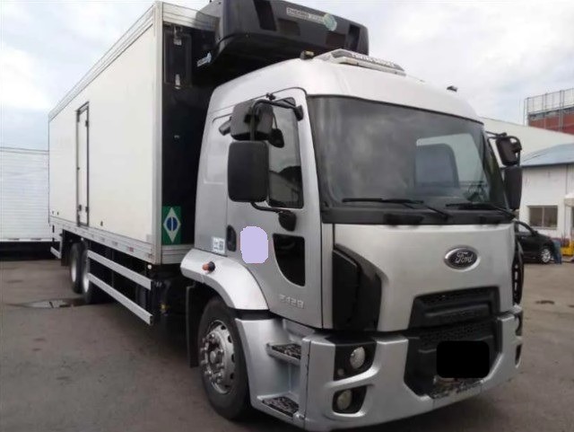 FORD CARGO 2429 BAÚ REFRIGERADO ANO 2013