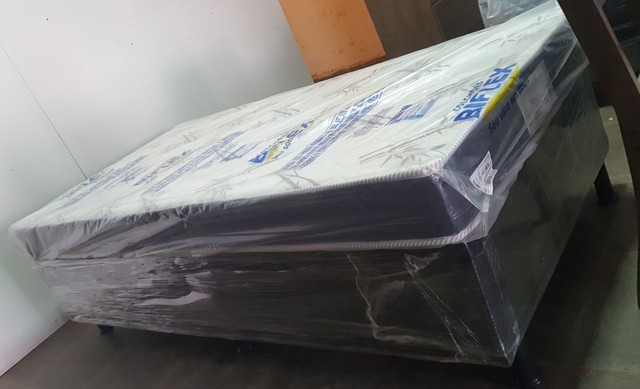 Box de solteiro de 88x 14 D.33 100%espuma valor 575,00