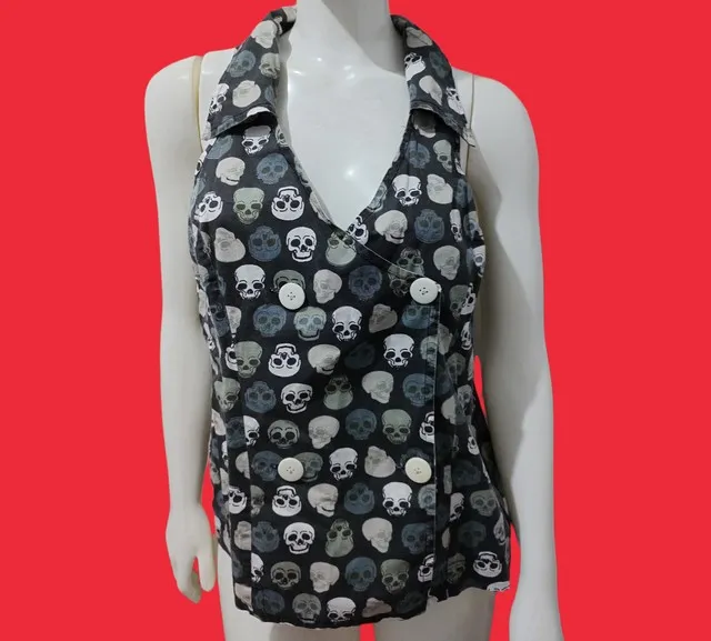 Blusa caveiras