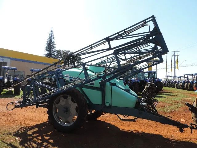 Pulverizador marca Montana - Modelo Ranger 2000 - Barras de 21 metros - Ano 2014 - Foto 2