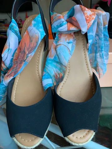 Sandália Anabela NUNCA USADA  - Foto 4