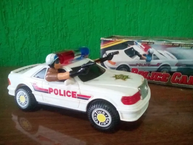 Carro Elétrico Infantil Viatura De Policia Com Megafone USB MP3 Controle  Remoto Luz E Som 12V 