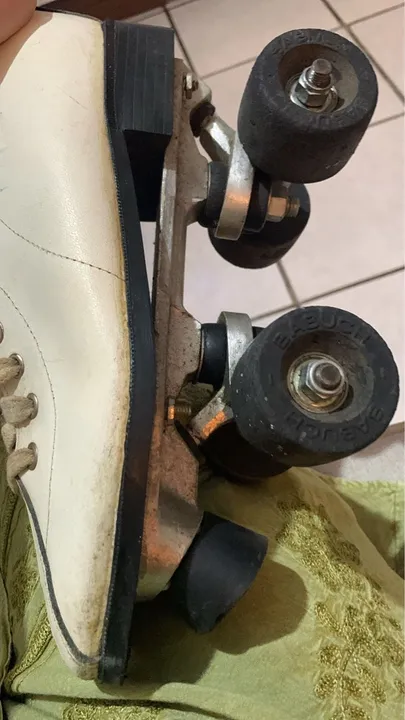 Patins 4 rodas todo original - BABUCH
