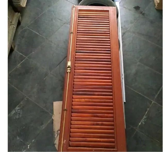 Porta De Madeira Maciça Usada