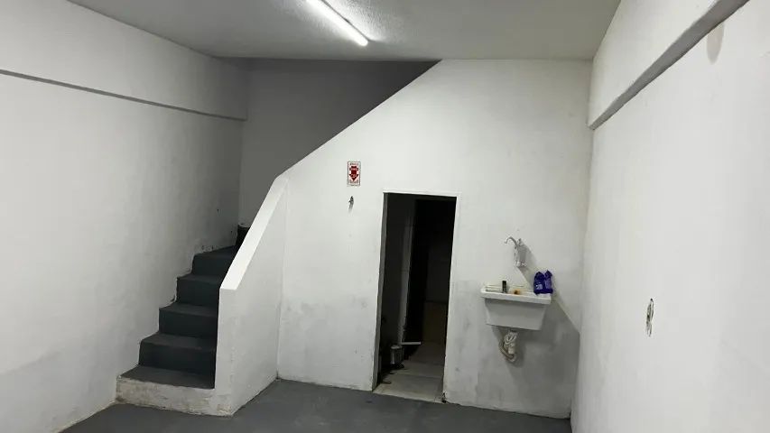 Loja e Sobreloja Em Galeria No Ponto Cem Reis Próximo a Alameda - Foto 3