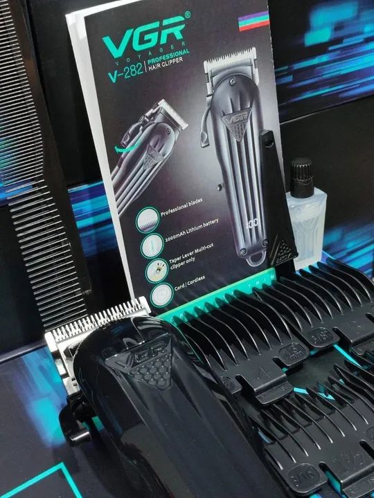 Máquina Cortar Cabelo Profissional Vgr  black/Display led/lâmina aço carbono/+pentes meio  - Foto 5
