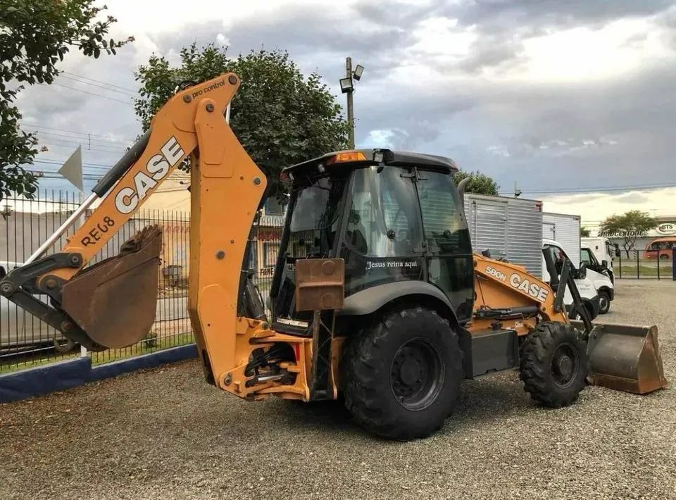 RETROESCAVADEIRA - Foto 4